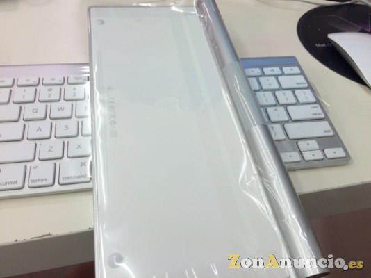 TECLADO APPLE
